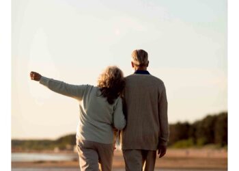 PORTADA SUPLEMENTO QUERIDOS MAYORES 2025