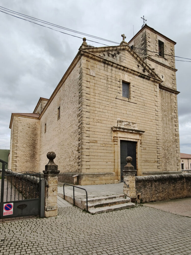 Iglesia de Prádena.