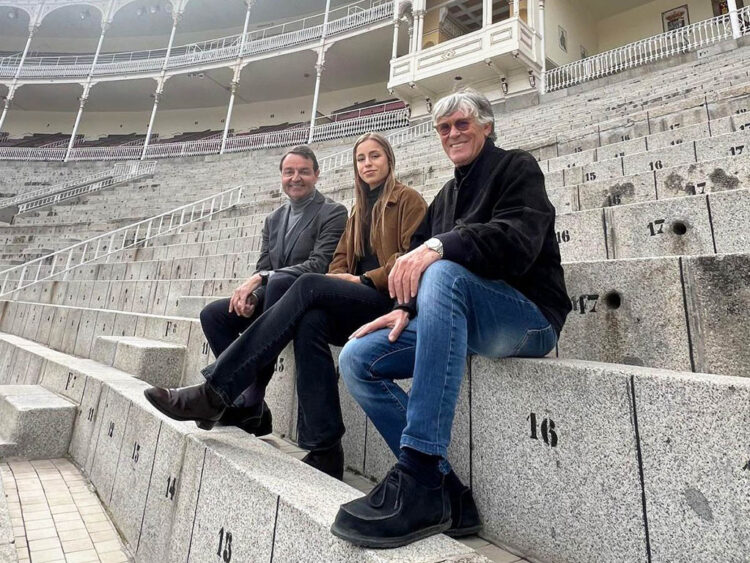 Olga Casado anuncia un nuevo acuerdo de apoderamiento con Rafael García Garrido y Simón Casas 1 Rafael García Garrido, Olga Casado y Simón Casas, en los tendidos de Las Ventas. / PLAZA 1