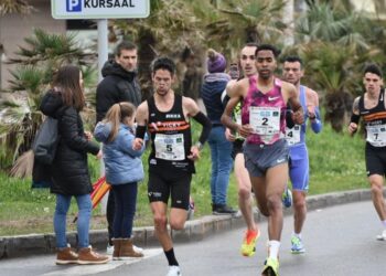 Javi Guerra durante un instante de la prueba./ADOCROSSES