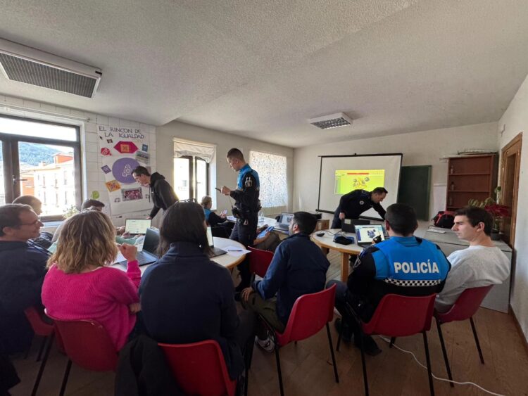 Instantes de la jornada formativa / AYTO. EL ESPINAR