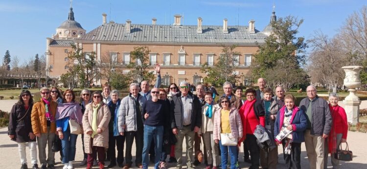 Grupo de participantes en la excursión / LOURDES MATARRANZ