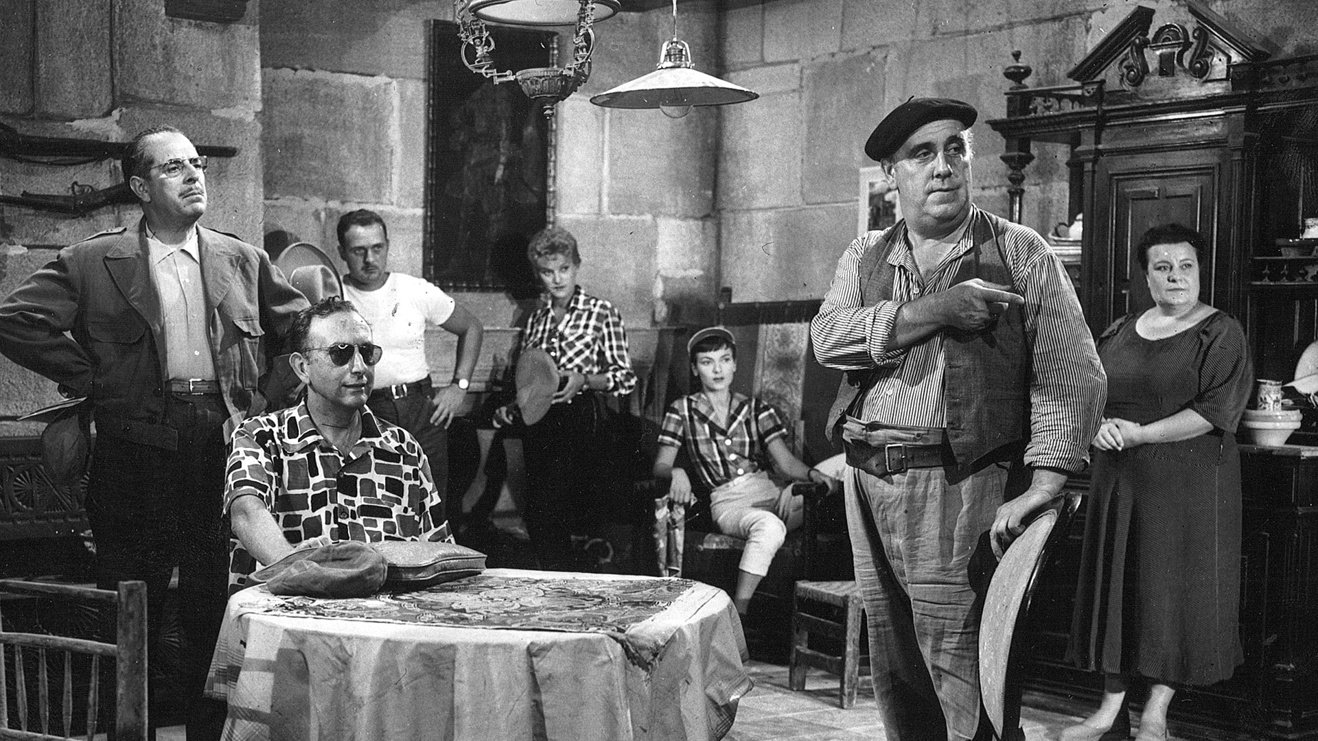 Segovia y el cine 3 Fotograma de ¡Aquí hay petróleo! (1955) de Rafael J. Salvia.