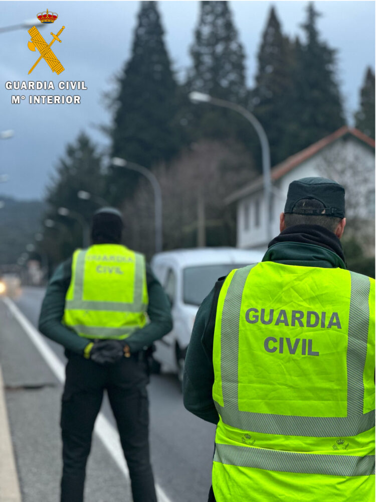 Cuatro detenidos en San Rafael por tráfico de drogas 1 Dispositivo de prevención de la Guardia Civil / GUARDIA CIVIL