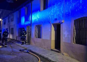 Incendio en una vivienda / BOMBEROS DEL AYUNTAMIENTO DE SEGOVIA