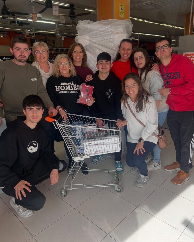 Entrega de electrodomésticos en la Comunidad Valenciana / AYTO. LA LASTRILLA