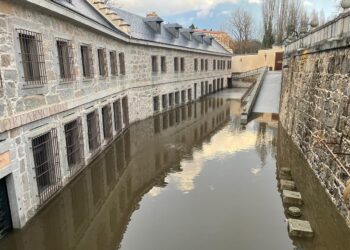 Estado de la Casa de la Moneda, inundada por el río Eresma. / AYUNTAMIENTO