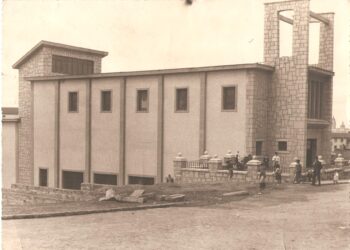 Fotografía de la iglesia hacia 1957. Propiedad de la iglesia de San José Obrero.