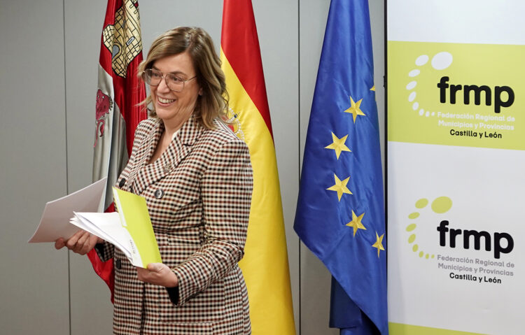 Ángeles Armisén presenta el Plan de Formación 2025. / Miriam Chacón