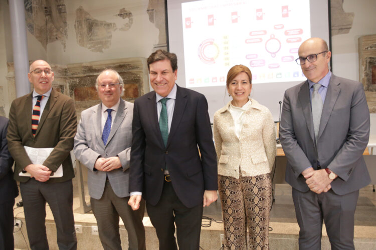 La Junta destinará más de 54 millones a fomentar la competitividad sostenible de las empresas de la Comunidad 1 Presentación del Plan de Actuaciones en materia de Sostenibilidad Empresarial 2025-2027. / JL Leal