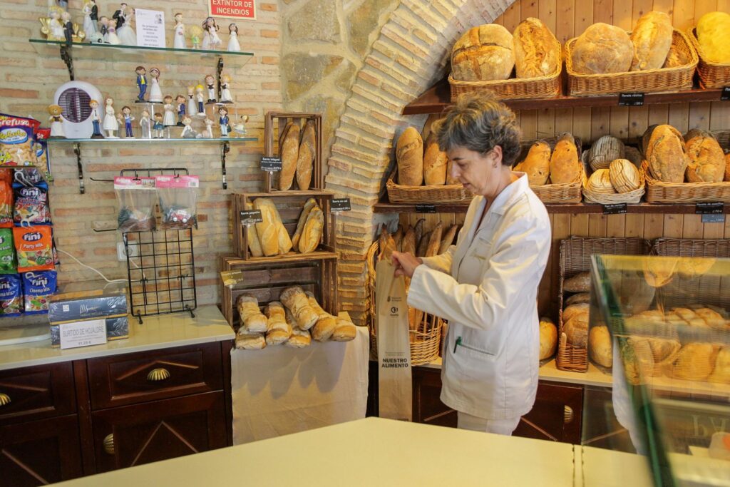 20240513 Entrega bolsas pan