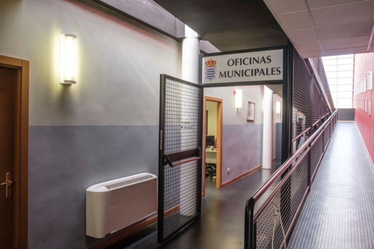 Diputación convoca una línea de ayudas de 50.000 euros 1 Instalaciones del Ayuntamiento de San Cristóbal. / DIPUTACIÓN