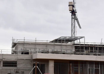 Obras de construcción del Centro de Salud 'Segovia IV', en el barrio de Nueva Segovia. / EL ADELANTADO