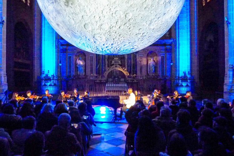 Clásicos de la música bajo la luna de la catedral 1 250314 Concierto Luna Catedral Hector Criado 4