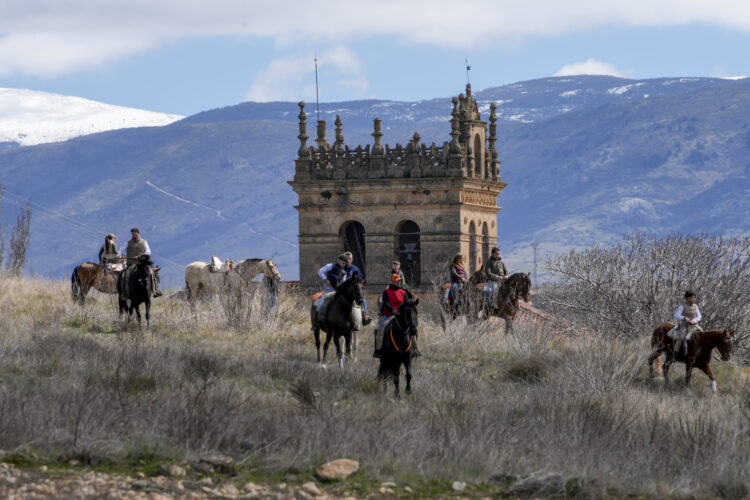 Los participantes realizaron un paseo a caballo por los alrededores.