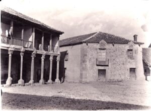 8 Pedraza Plaza copia