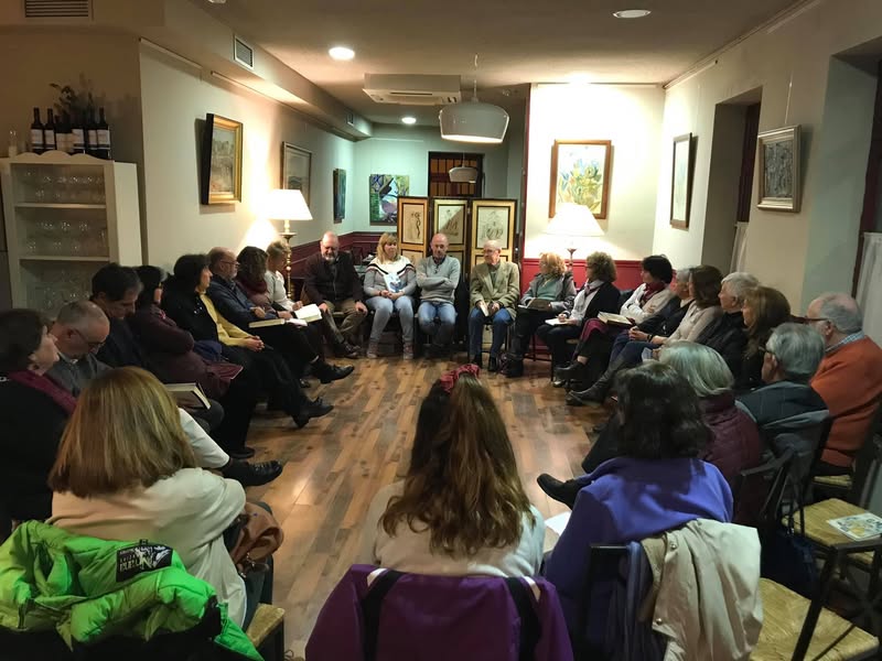 A veces, ensanchamos la sala.