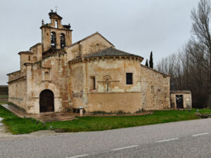 Iglesia de Nuestra Señora de la Asunción, en Castillejo de Mesleón.