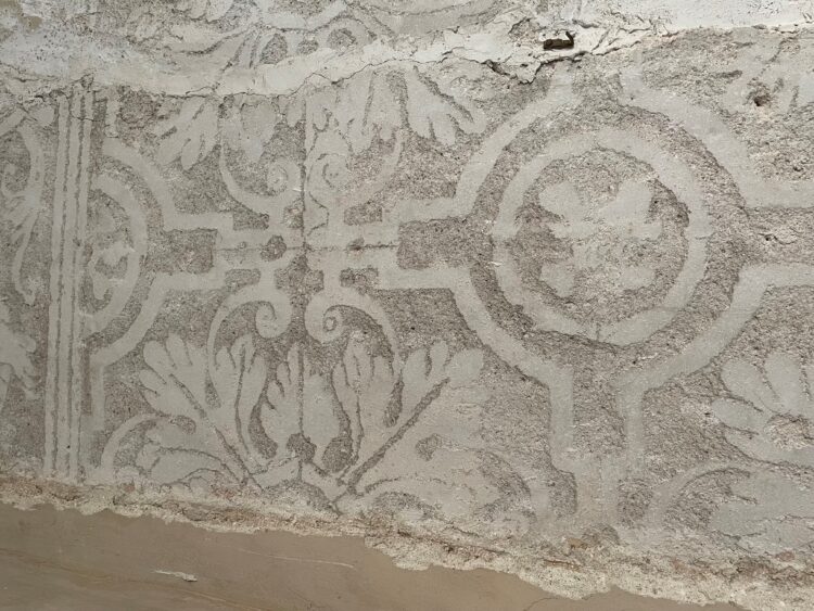 Foto de archivo. Esgrafiado mural / E.A.