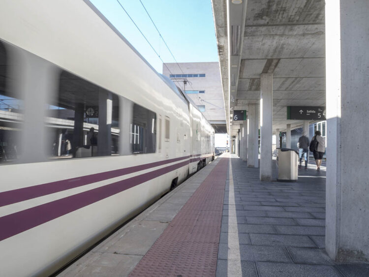 Estación de AVE de Segovia. / KAMARERO