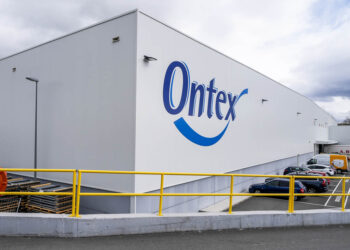 Fábrica de Ontex, en el polígono de Valverde del Majano. / EL ADELANTADO