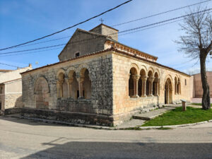 Iglesia de San Pedro Advíncula, en Perorrubio.