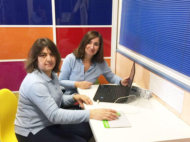 Al borde del cierre 1 Inmaculada López y Ana Hernando, gerentes de 'Kangurolandia'. / KANGUROLANDIA