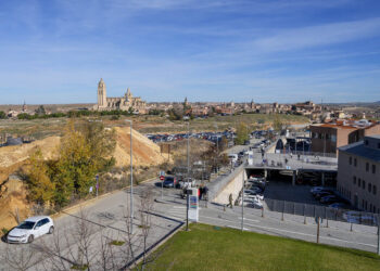 Obras de urbanización en el Hospital General de Segovia. / EL ADELANTADO