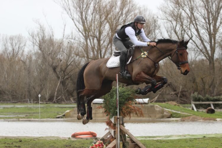 Jonas Verrac se impone en el Internacional de Completo CCI 2* L de Segovia 1 Jonas Verrac, con Izidor de Loann, durante un ejercicio/FHCYL