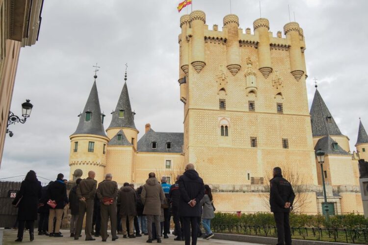La protección y seguridad del Alcázar al descubierto 1 El tradicional simulacro ha estado, este año, centrado en el sistema de protección y seguridad de El Alcázar. / HÉCTOR CRIADO