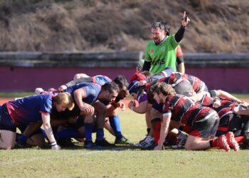 Un instante del encuentro disputado entre BigMat Tabanera Lobos y el Cisneros./RAC LOBOS