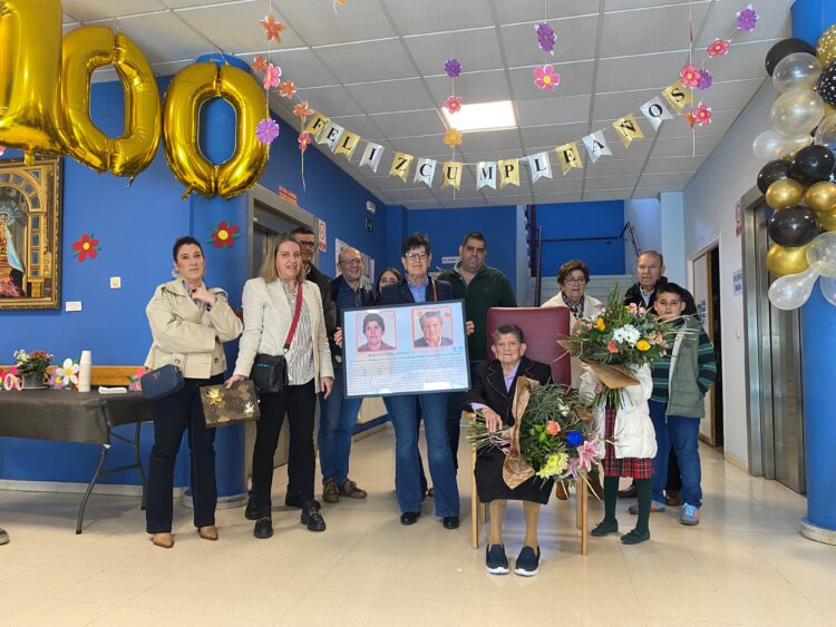 Instantes de la celebración del centenario de Julia Marigómez / E.A.