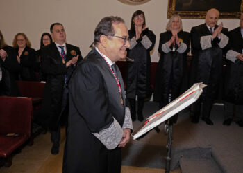 Santocildes reivindica la mejora del turno de oficio durante el acto de toma de posesión.