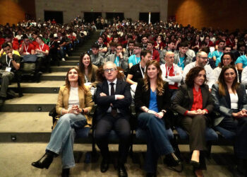 La Consejera de Educación inaugura el campeonato autonómico. / Leticia Pérez