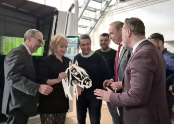 La Consejera de Industria visita en Mayorga (Valladolid) una empresa receptora de estas ayudas en la anterior convocatoria.