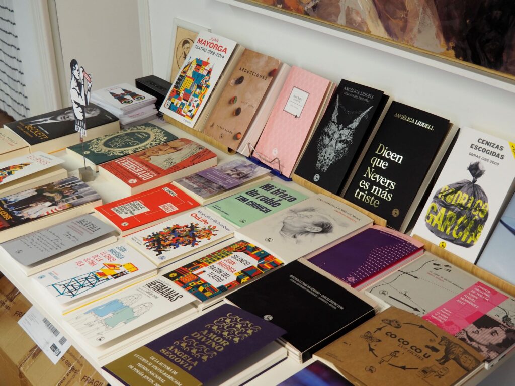 20200128 Libreria Editorial La Una Rota