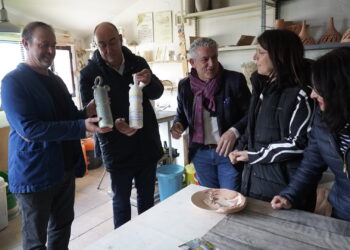 El Centro de Artesanía de ‘Las Caravas’ de Cabañas de Polendos celebra su XXV aniversario / DIPUTACIÓN