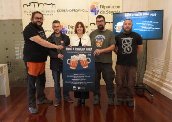 Instantes de la presentación de la ruta cervecera por la provincia / DIPUTACIÓN