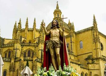 250420 Procesion del Resucitado Hector Criado 4 1