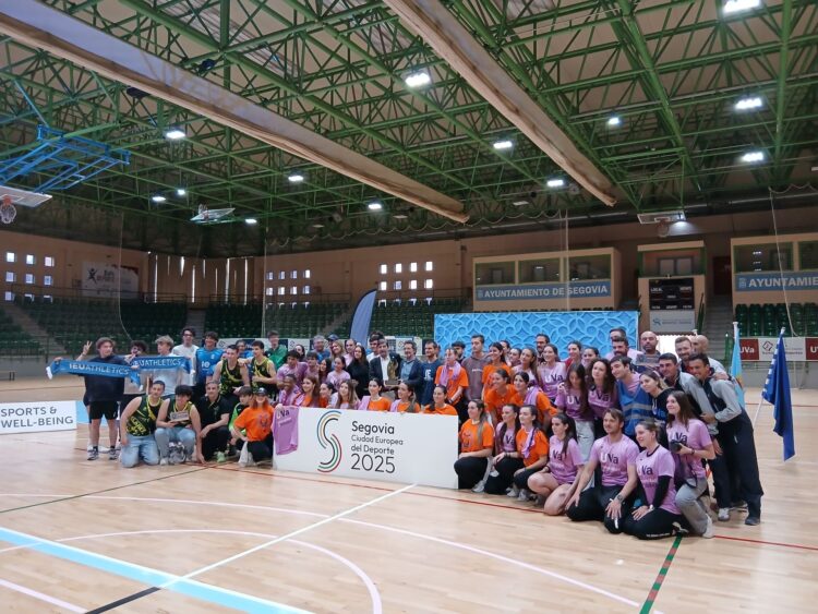 La UVa se impone en el Sport Fest 2025 1 Entrega de premios del Sport Fest 2025 en el Pedro Delgado.