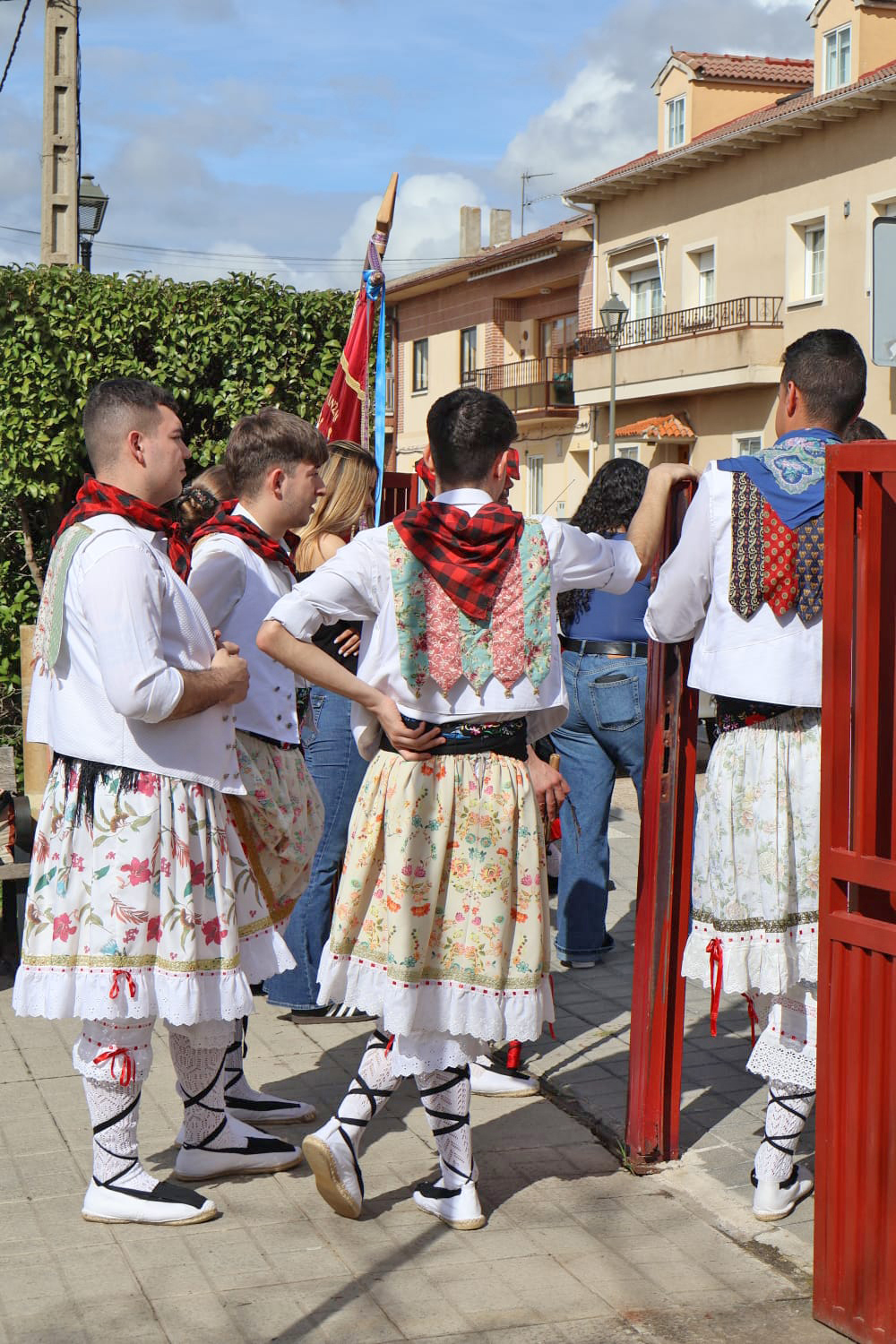La cultura tradicional se muestra en Tabanera del Monte 4 IMG 20250406 WA0276
