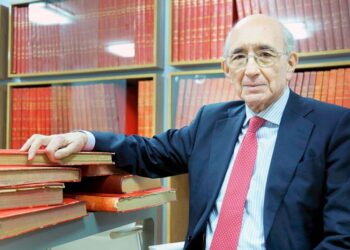 José María Ballester / KAMARERO