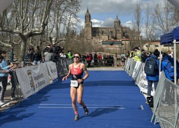 Marina Muñoz se proclama ganadora del Duatlón de Salamanca./FTCYL