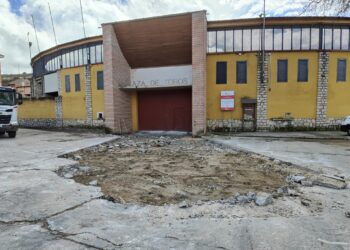 Obras en el entorno de la plaza de toros de Cuéllar / AYTO. DE CUÉLLAR