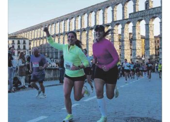 PORTADA MEDIA MARATON 2025