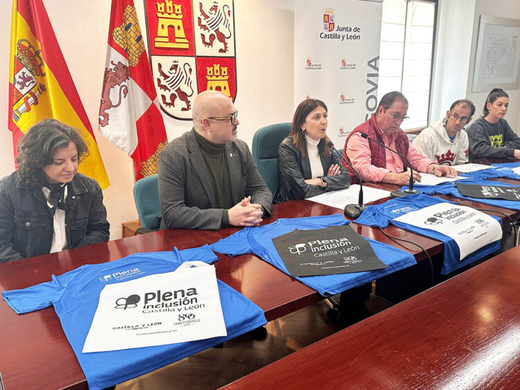 Presentación de los actos por el Día de la Comunidad en Segovia.