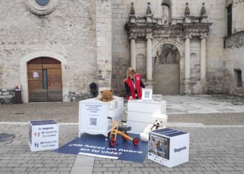 Habitación infantil en el paseo de San Francisco de Cuéllar / CRUZ ROJA