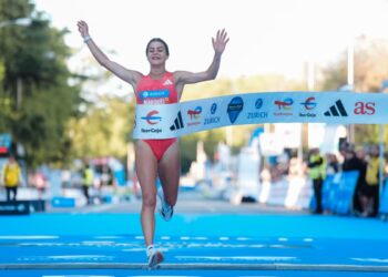 Águeda Marqués se proclama ganadora en categoría femenina del 10K del Maratón de Madrid./E.A