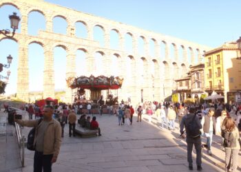 Imagen del Azoguejo con la actividad normal. / J.M.