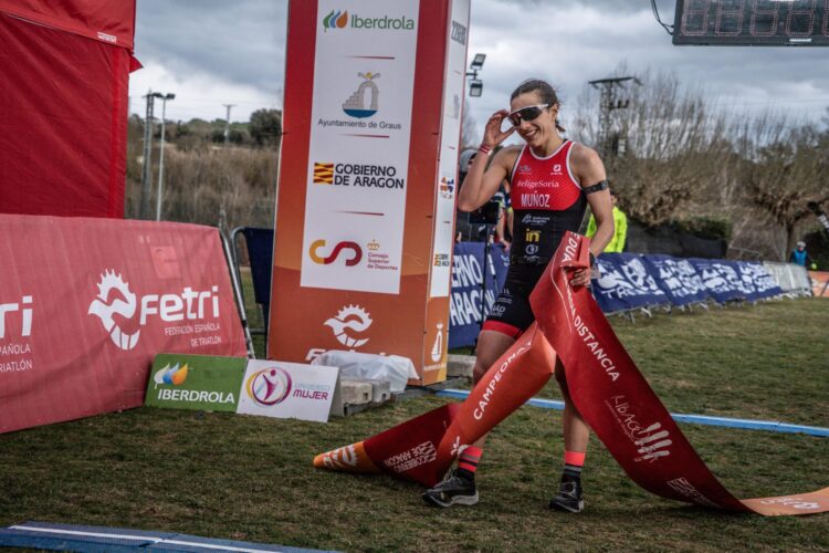 Marina Muñoz se proclama campeona de España de duatlón en Graus./FETRI